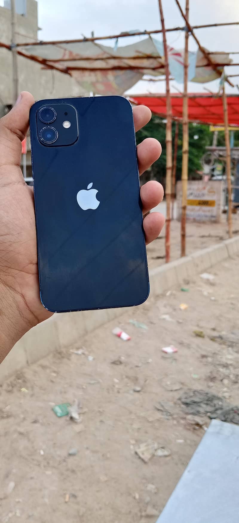 Apple iPhone 12 3