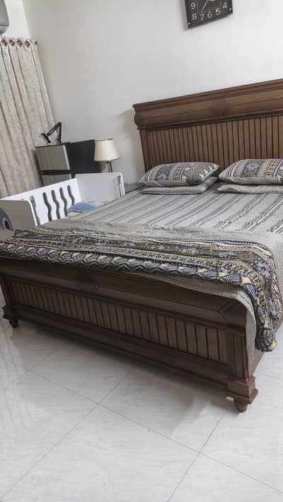 Premium Pure Walnut Wood Bedroom Set (King Bed + 2 Side Tables + Dres