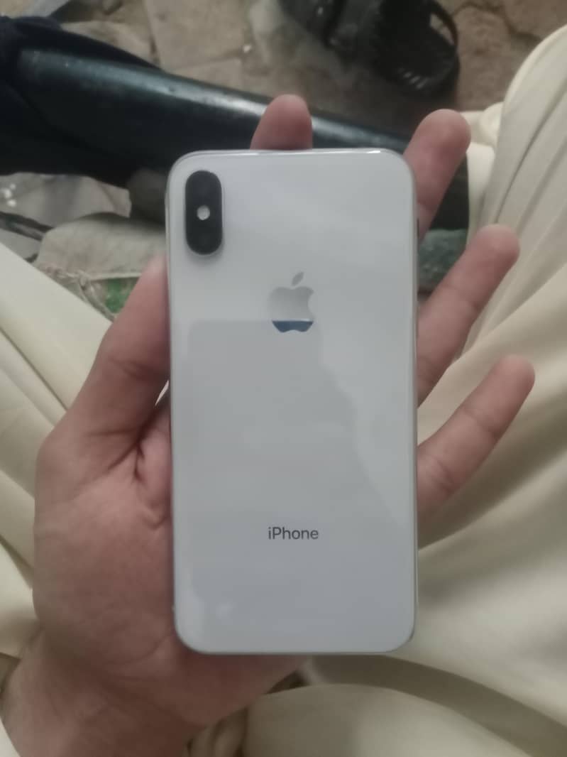 Apple iPhone X 3