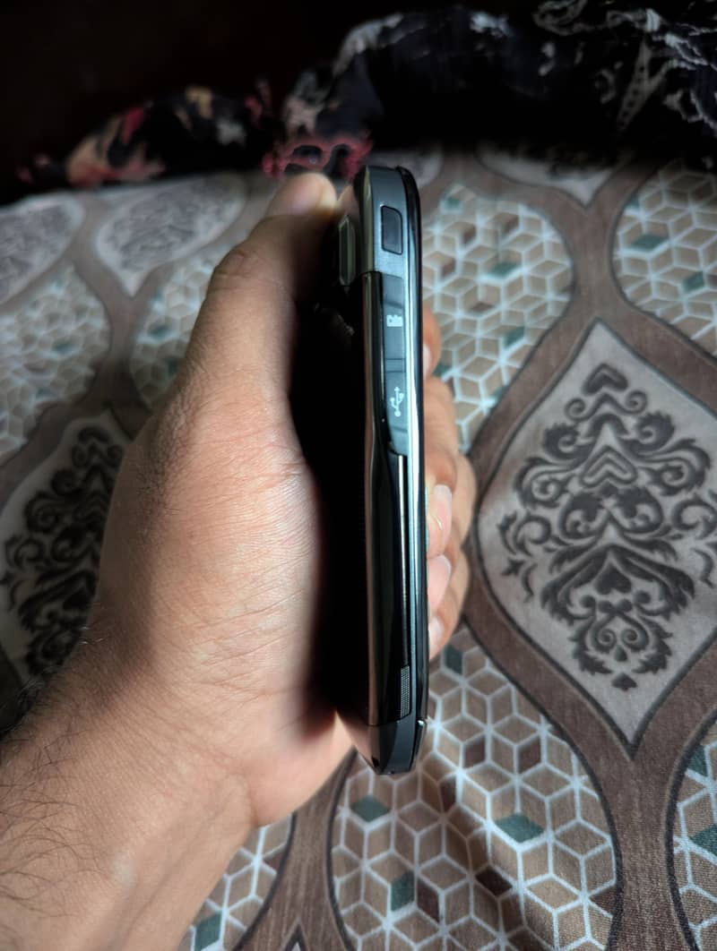 Nokia E71 3