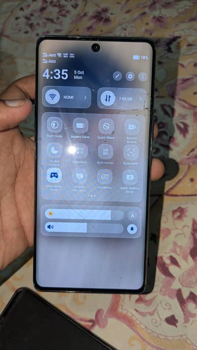Vivo V30e