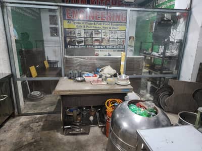 Large Glass Sheesha for Sale – 11 ft 5 in × 82 in