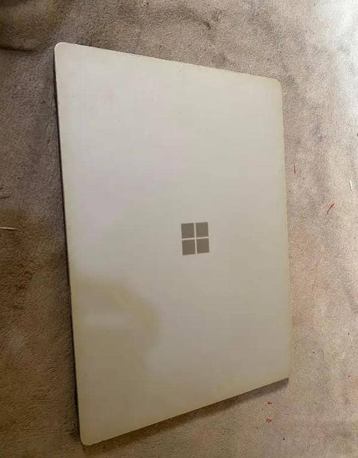 Microsoft surface leptop 3