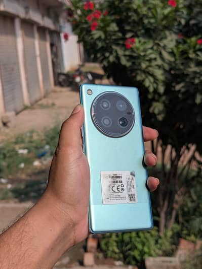 Infinix Zero 40 12/256 complete box
