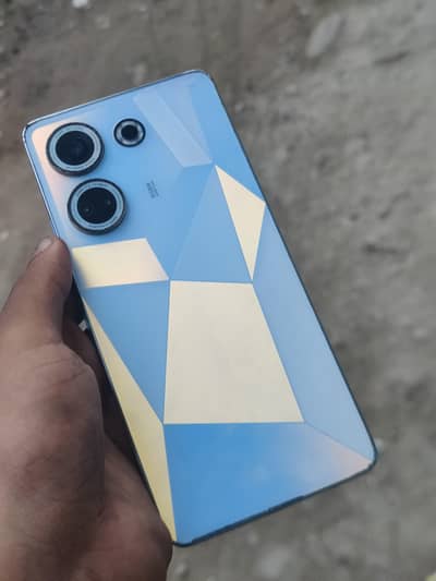 Tecno CAMON 20