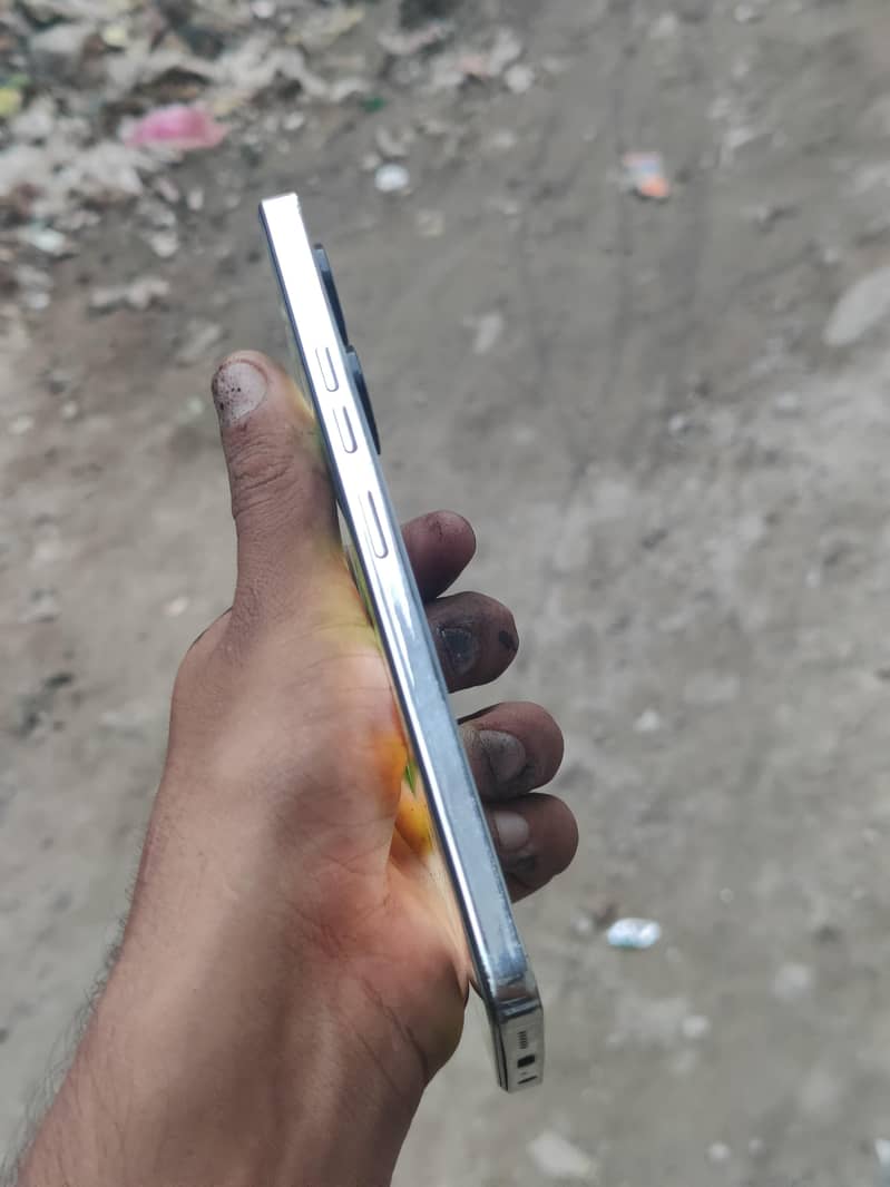 Tecno CAMON 20 4