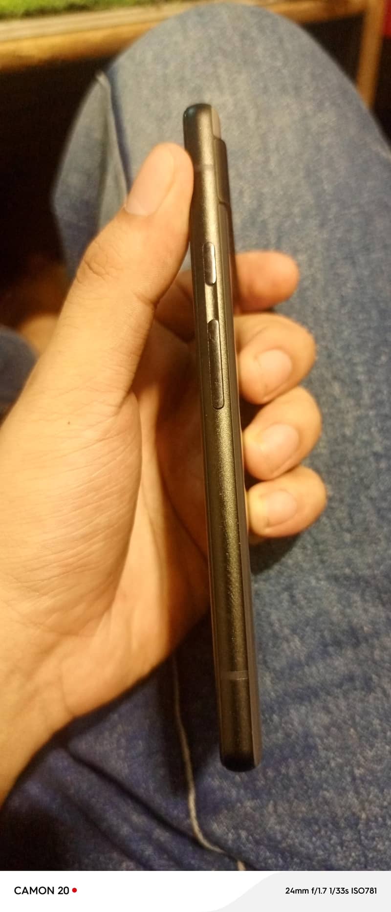 Google Pixel 6a 1