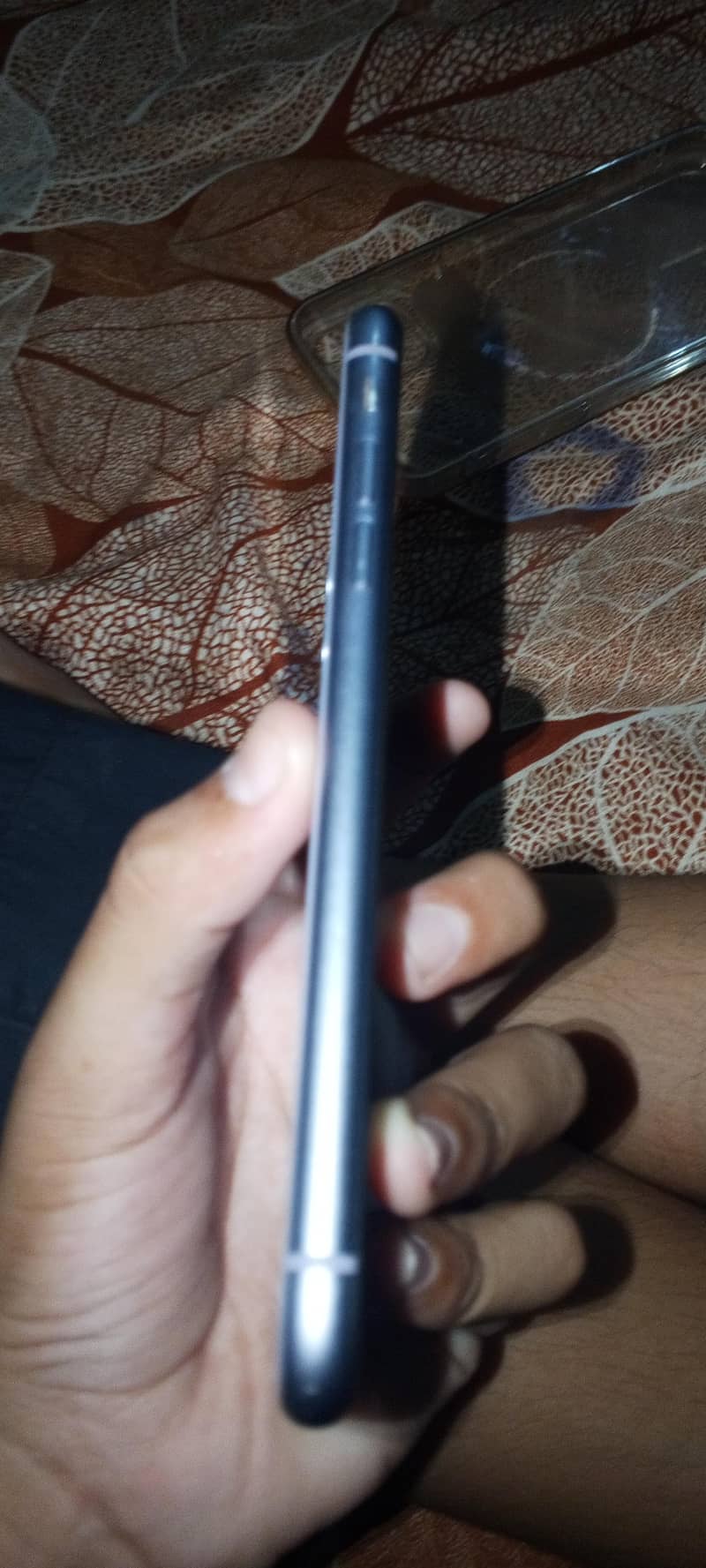 Apple iPhone 11 3
