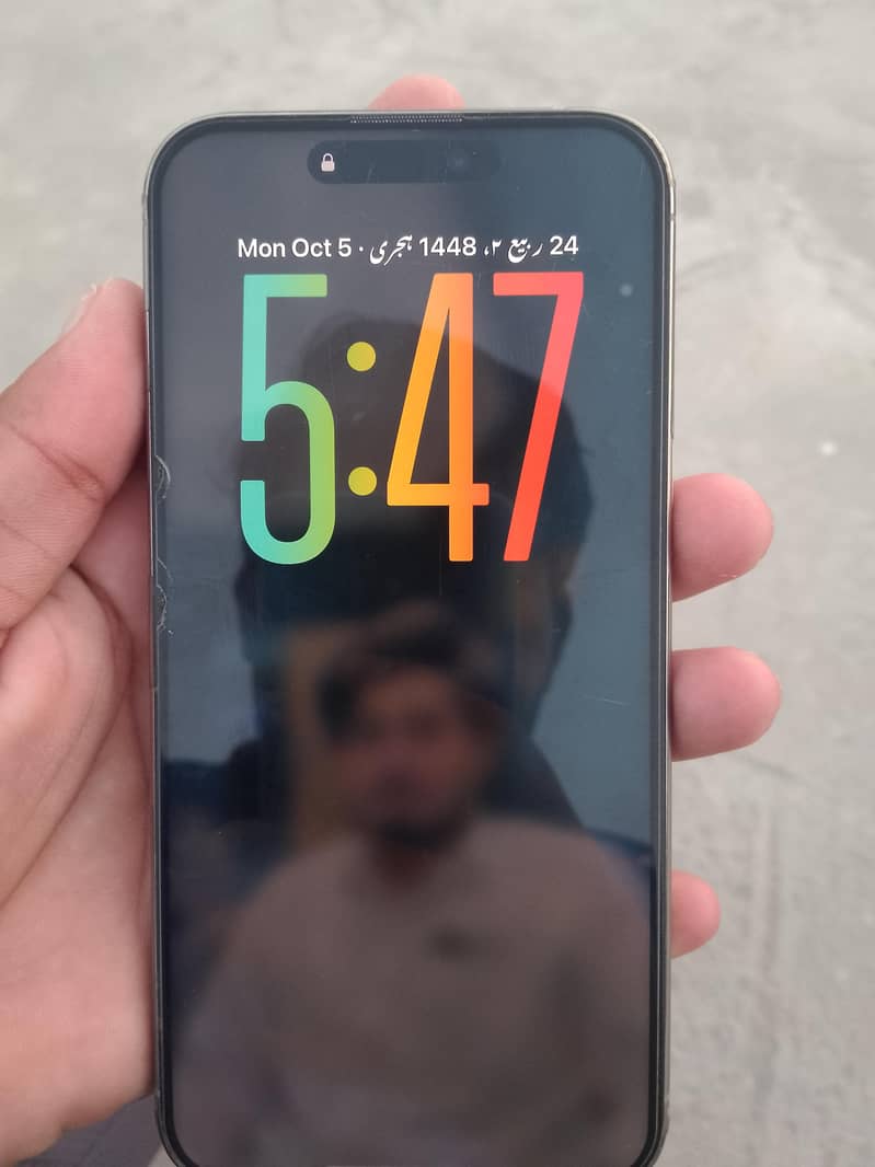 Apple iPhone 15 Pro Max 3