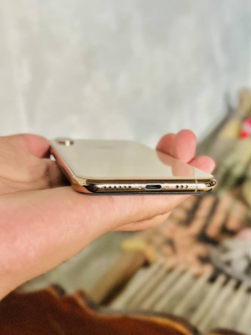 Apple iPhone XS 2