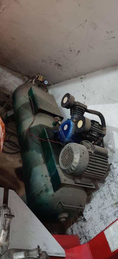 Tyre changer and air compressor
