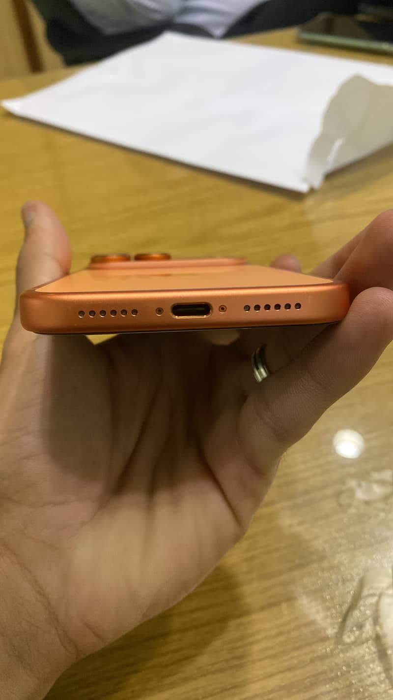 Apple iPhone 17 Pro Max 1