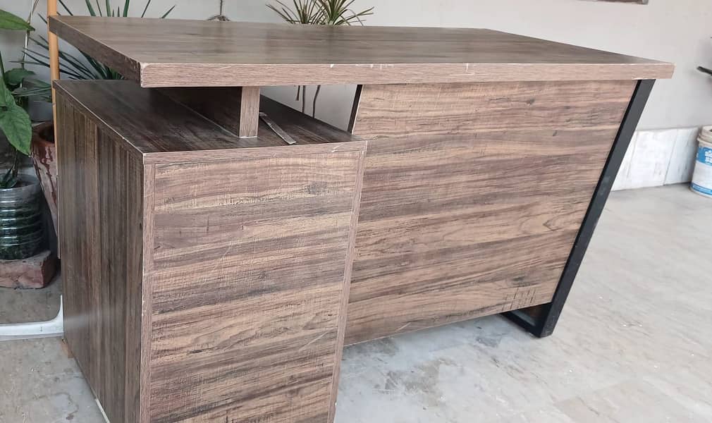 Working Table | 10/10 Condition 3