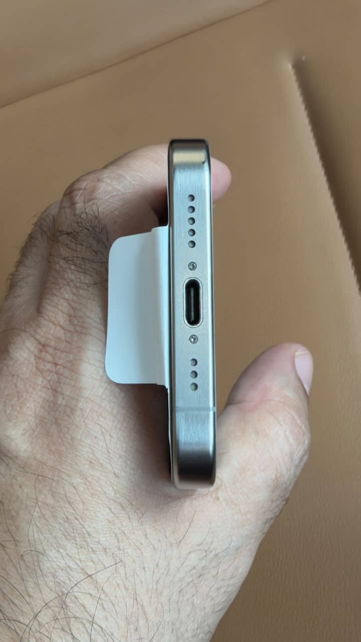 Apple iPhone 15 Pro 8