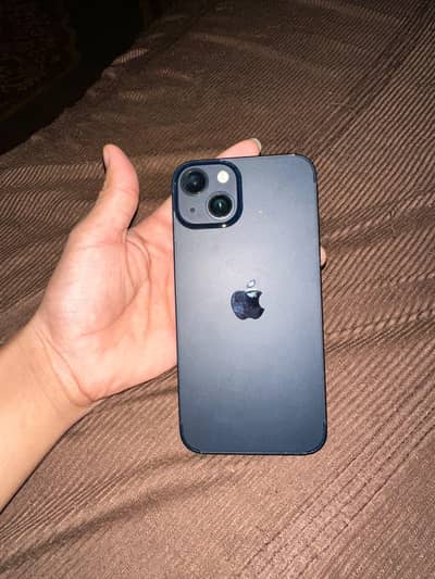Apple iPhone 13