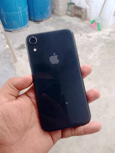 Apple iPhone XR