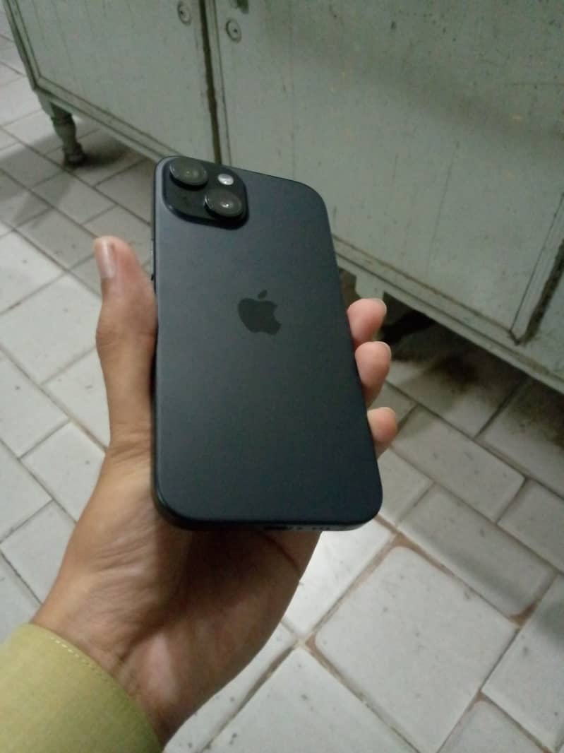 Apple iPhone 15 1