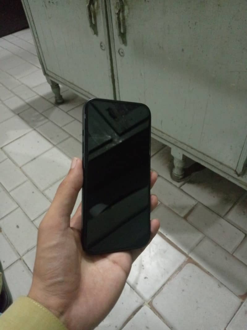 Apple iPhone 15 3