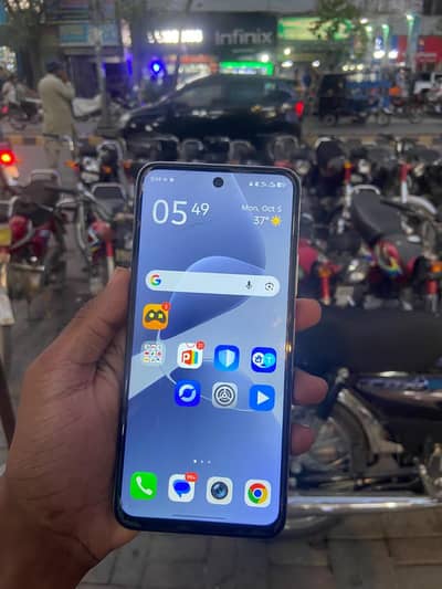 Infinix Hot 60i