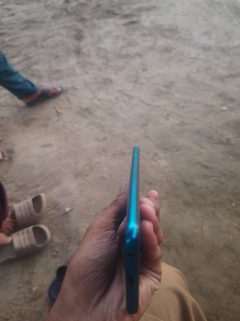 Xiaomi Redmi Note 9S 3