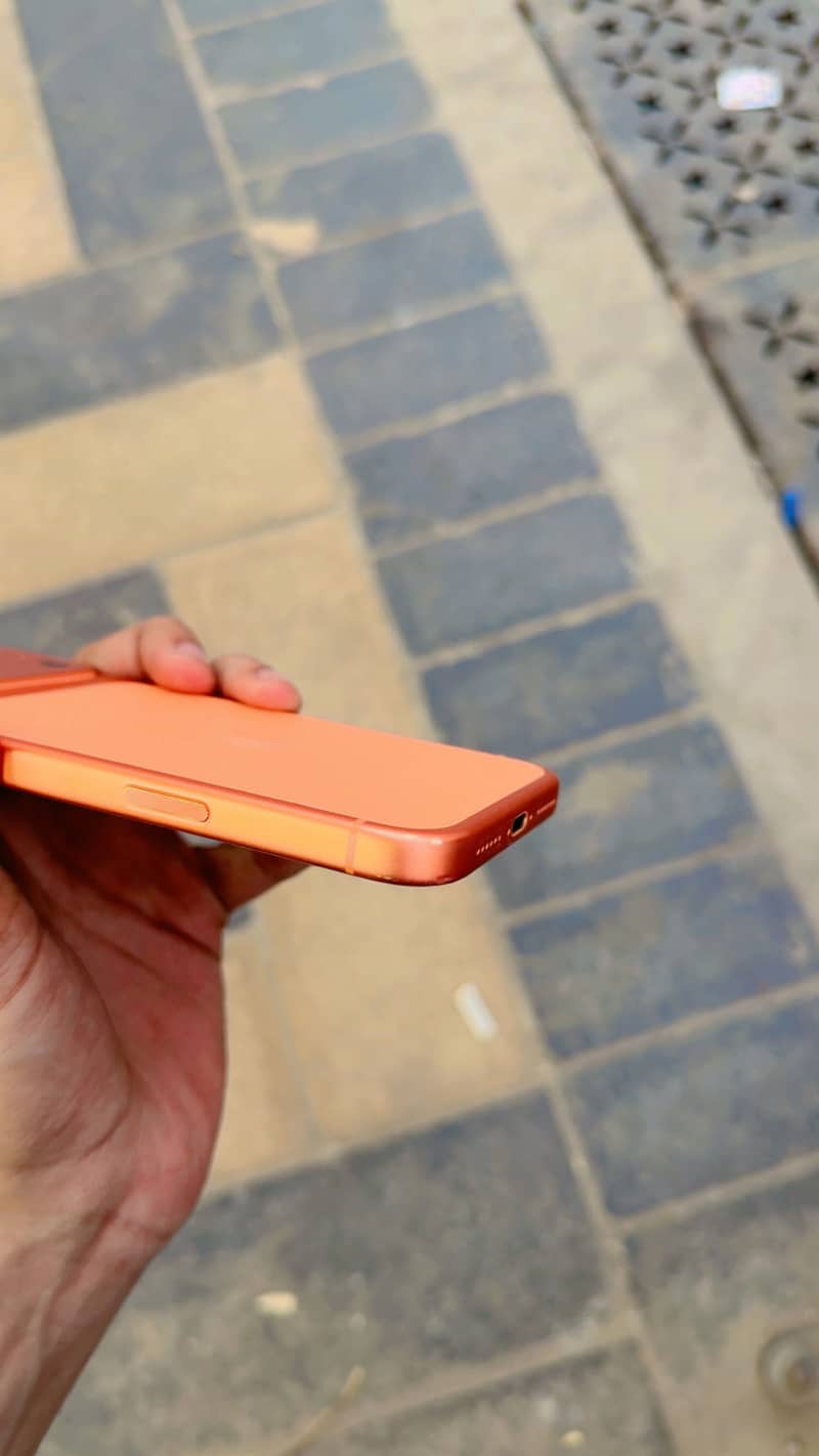 Apple iPhone 17 Pro Max 2