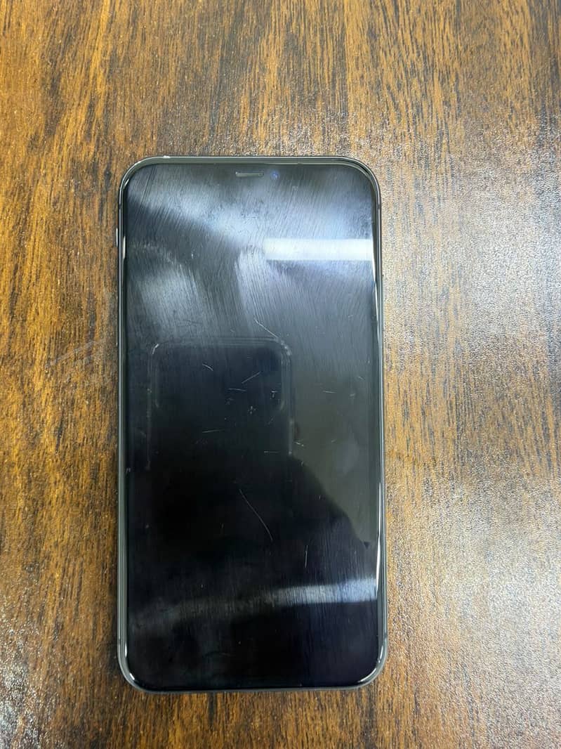 Apple iPhone 11 0
