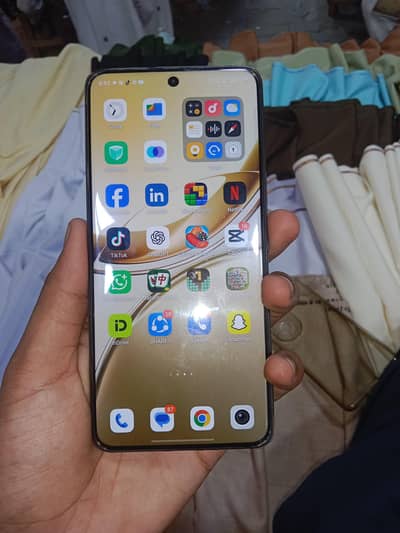 Vivo V50
