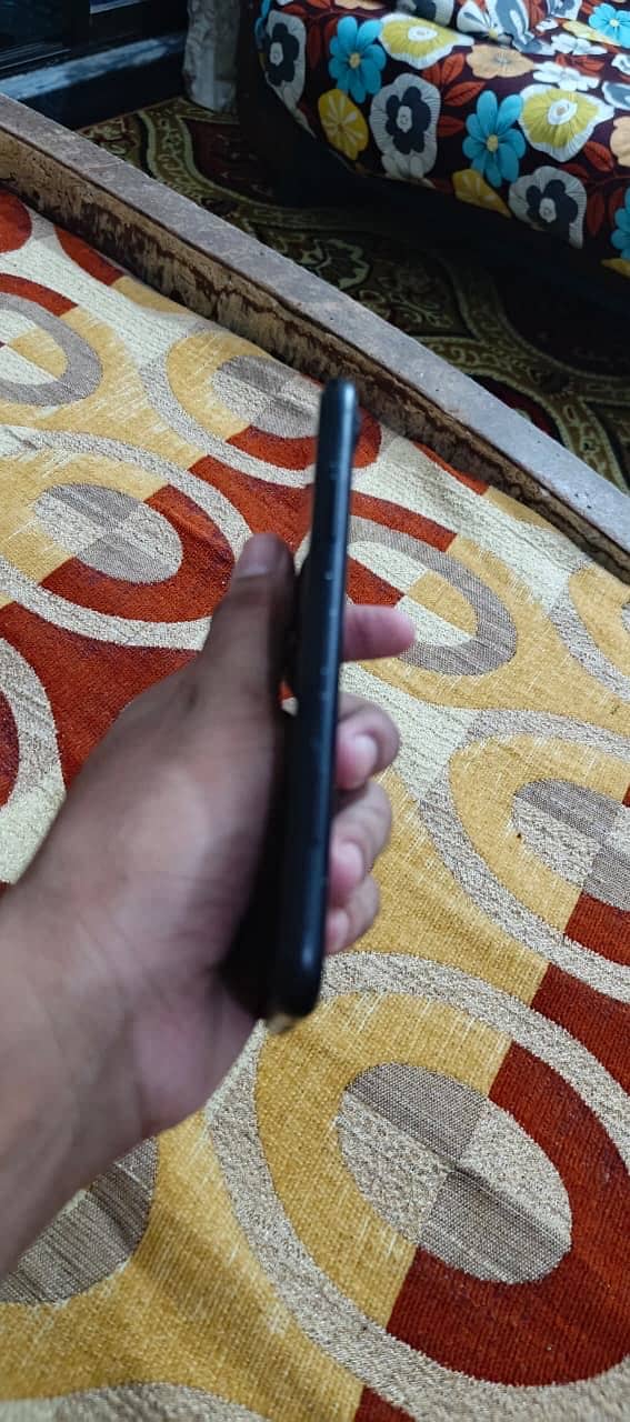 Apple iPhone XR 2