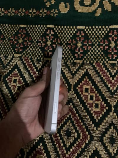 I phone 16e (Factory Unlock)