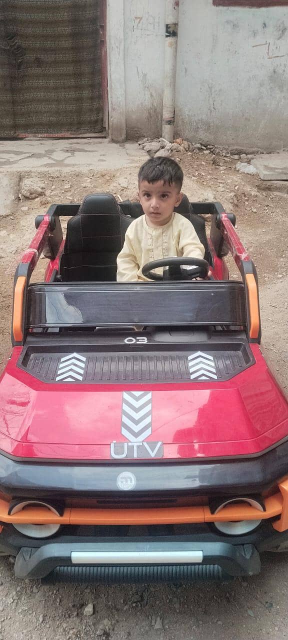 UTV  Battry jeep 4
