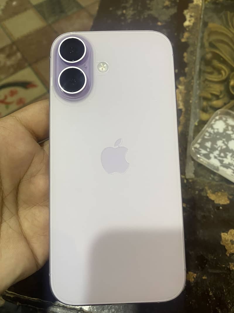 Apple iPhone 17 levender 0