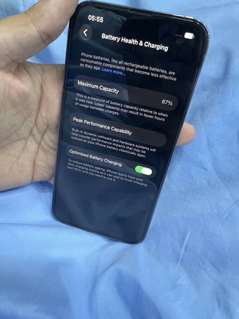 Apple iPhone 13 Pro 2