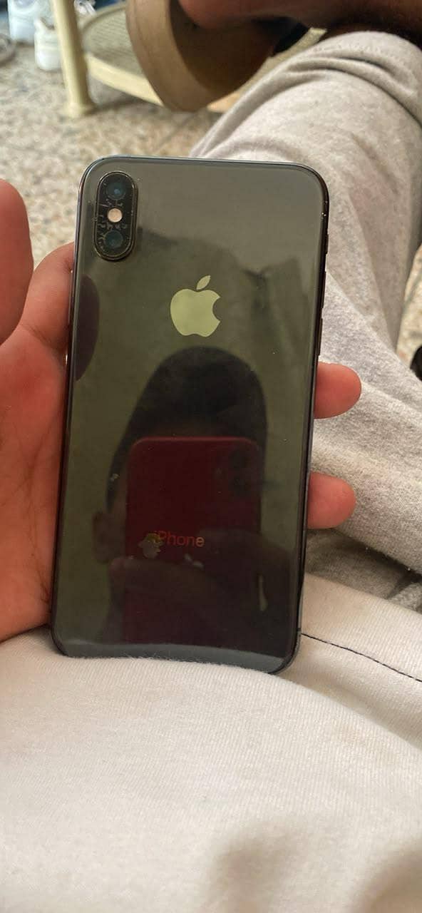 Apple iPhone XS 0