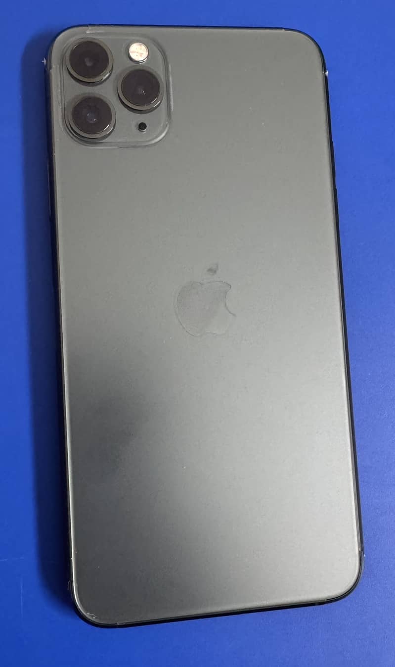 Apple iPhone 11 Pro Max 2