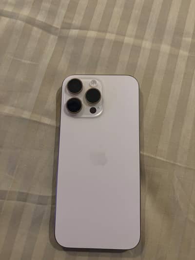 Apple iPhone 16 Pro Max