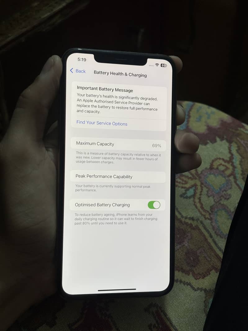Apple iPhone XS Max 5