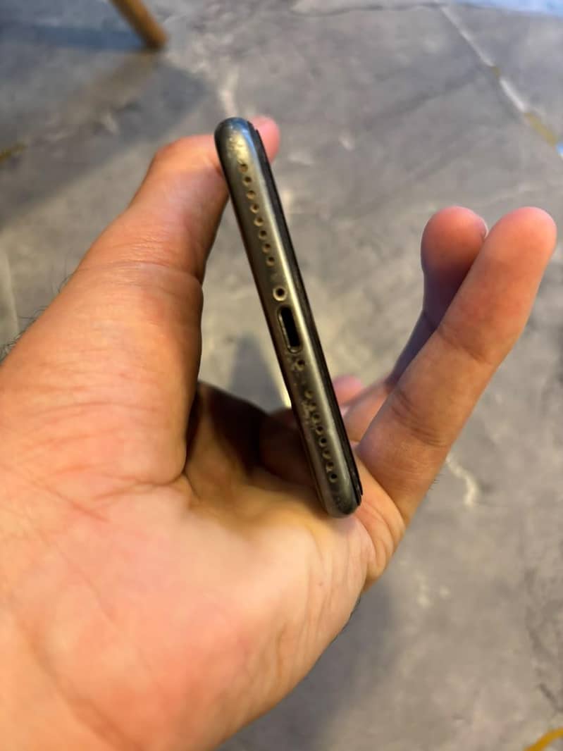 Apple iPhone 8 Plus 2