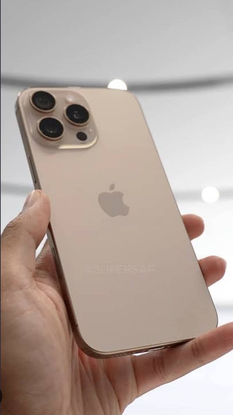 Apple iPhone 16 Pro Max 0