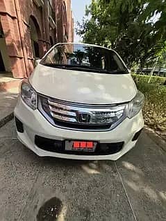 Honda Freed Hybrid  – Model 2012 / 2018