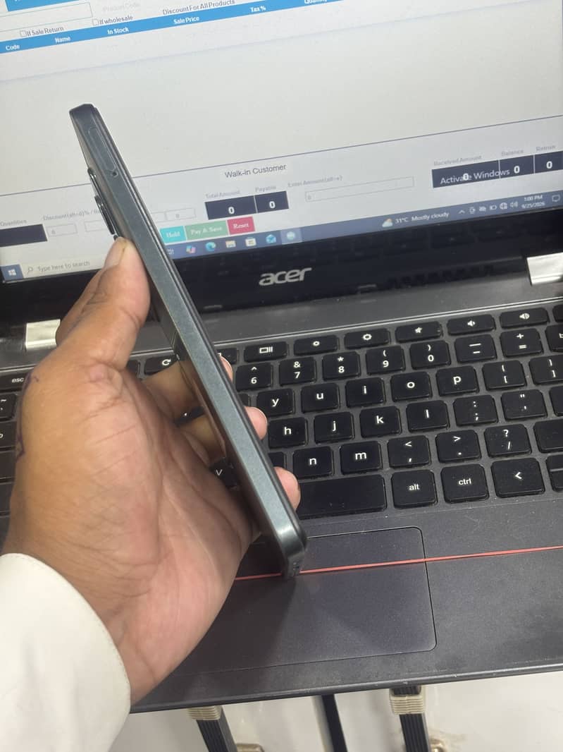 Realme C71 1
