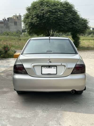 Mitsubishi Lancer 2005