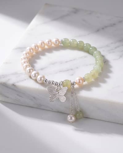 Pearl & Green Bead Bracelet with Silver Butterfly Charm – Korean Aesth