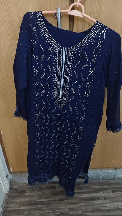 mukeesh dress just like new size medium