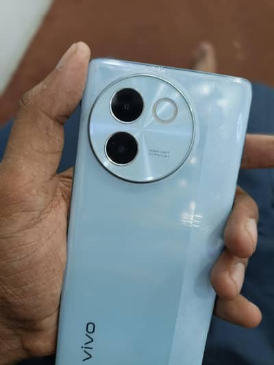 Vivo V30e 5G completely Box