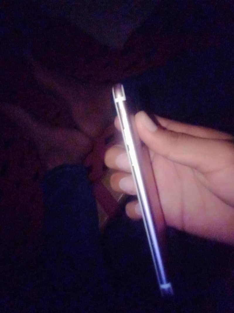 Apple iPhone 7 5