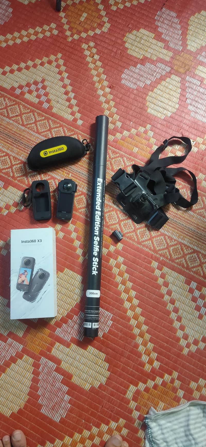 Insta360 X3 with complete setup 8