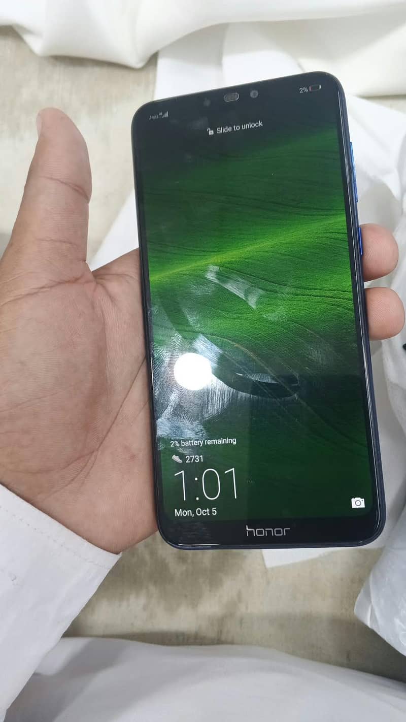 Honor 8C 9