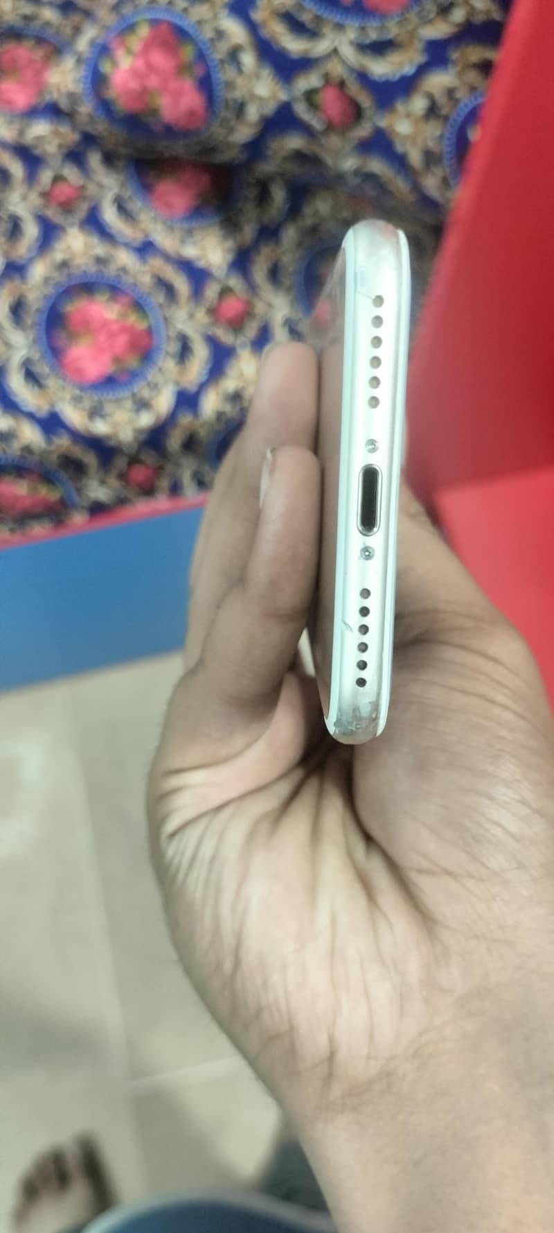 Apple iPhone 7 3