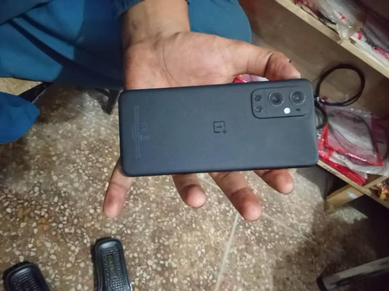 One Plus 9R 0