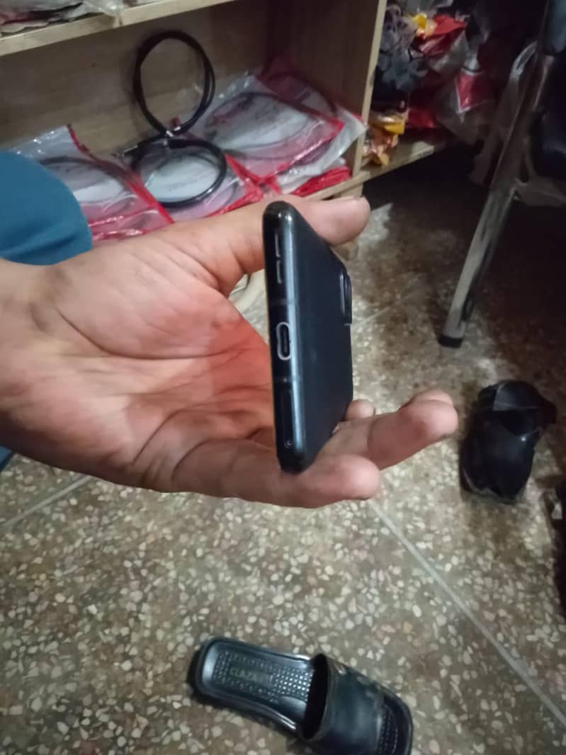 One Plus 9R 2